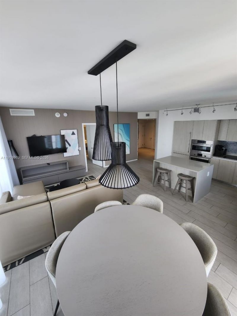 4010 S Ocean Dr, Unit R1709, Hollywood, FL 33019 Photo