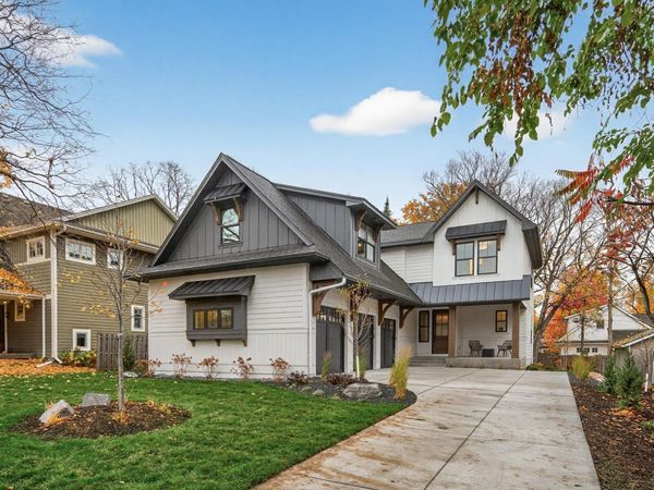 641 Park Street E, Wayzata, MN 55391