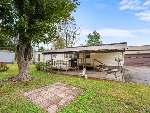 311 S Haw Street, Oran, MO 63771