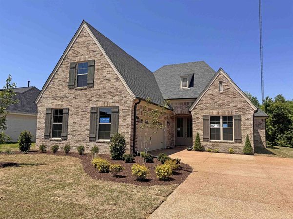 110 LAUREL WOOD LN, Oakland, TN 38060