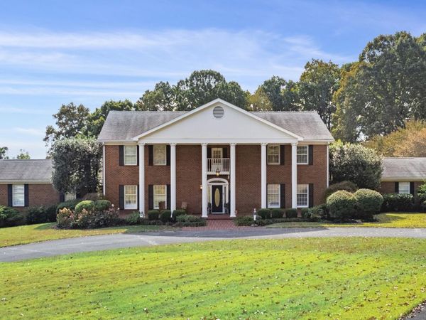 307 Triplett Lane, Knoxville, TN 37922