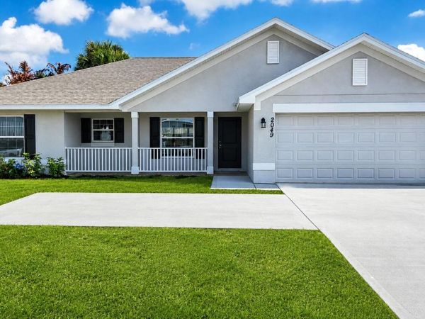 2049 SW Bayshore Boulevard, Port St. Lucie, FL 34984