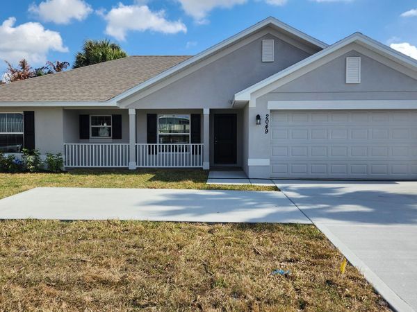 2049 SW Bayshore Boulevard, Port St. Lucie, FL 34984