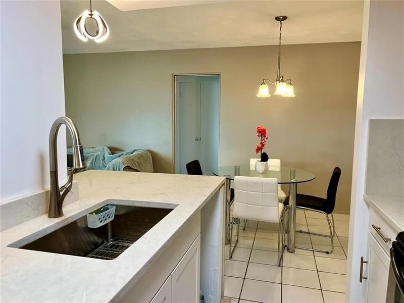 2840 NE 33rd Court, Unit 2, Fort Lauderdale, FL 33306 Photo