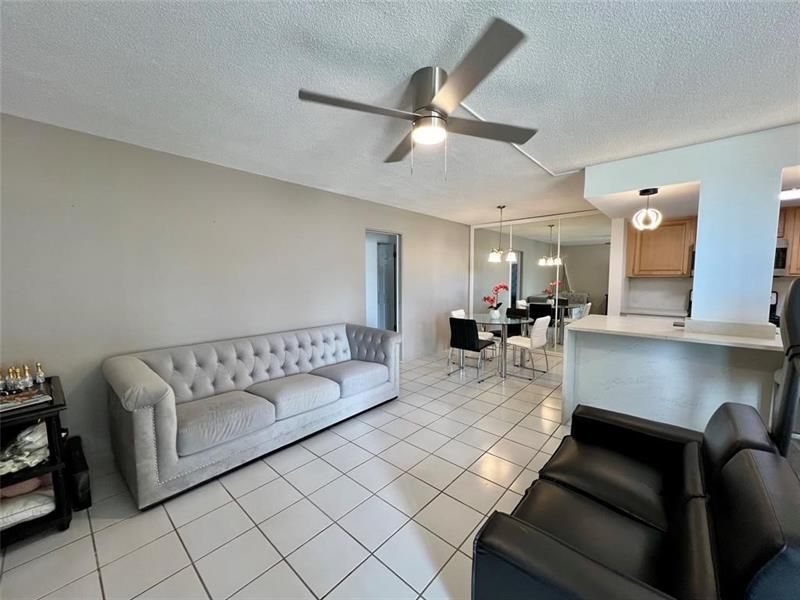 2840 NE 33rd Court, Unit 2, Fort Lauderdale, FL 33306 Photo