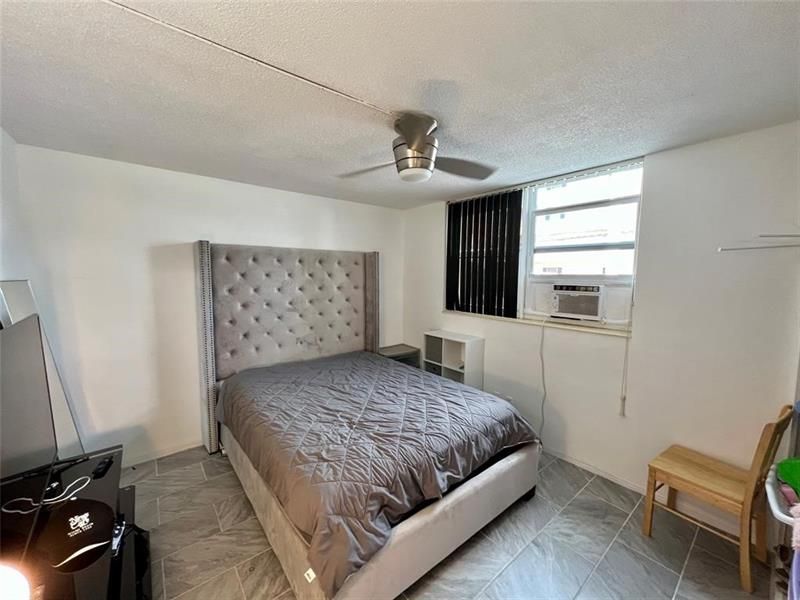 2840 NE 33rd Court, Unit 2, Fort Lauderdale, FL 33306 Photo