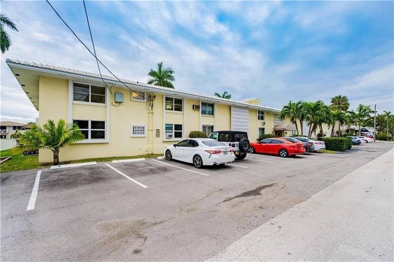 2840 NE 33rd Court, Unit 2, Fort Lauderdale, FL 33306 Photo