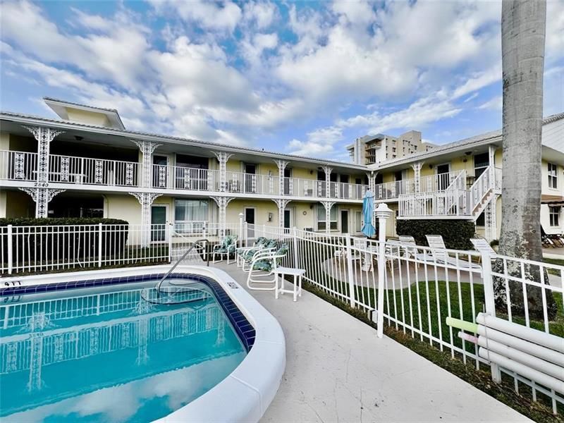 2840 NE 33rd Court, Unit 2, Fort Lauderdale, FL 33306 Photo