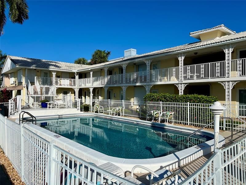 2840 NE 33rd Court, Unit 2, Fort Lauderdale, FL 33306 Photo