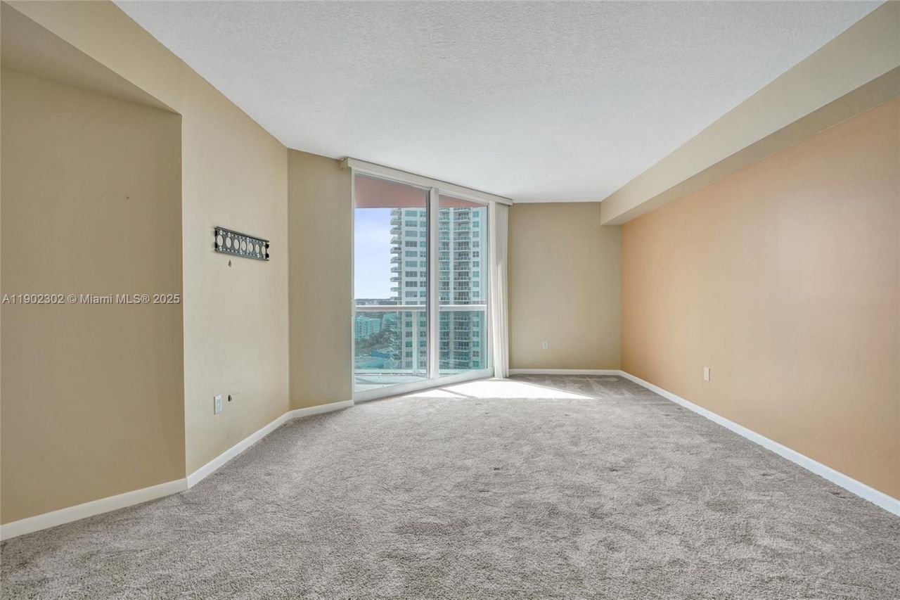 3370 Hidden Bay Dr, Unit 2114, Aventura, FL 33180 Photo