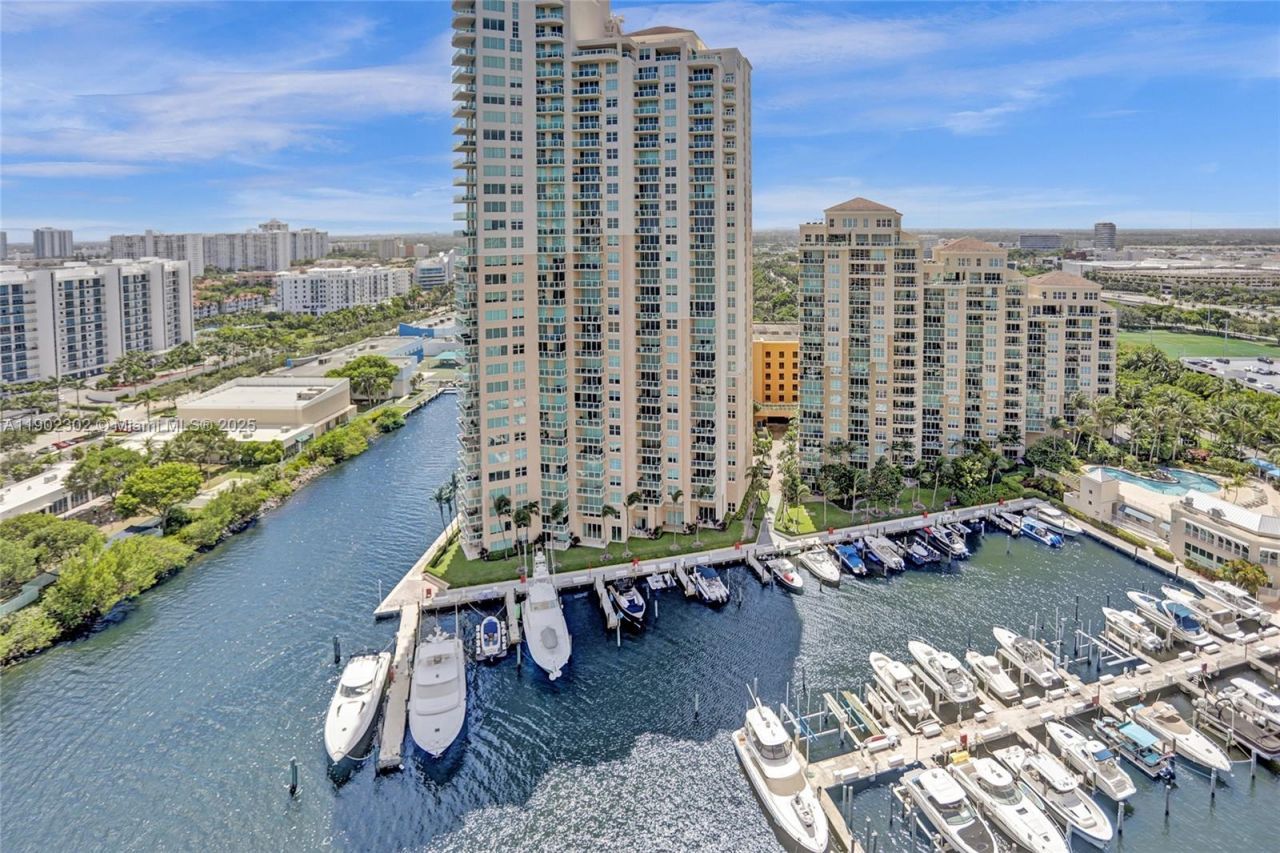 3370 Hidden Bay Dr, Unit 2114, Aventura, FL 33180 Photo