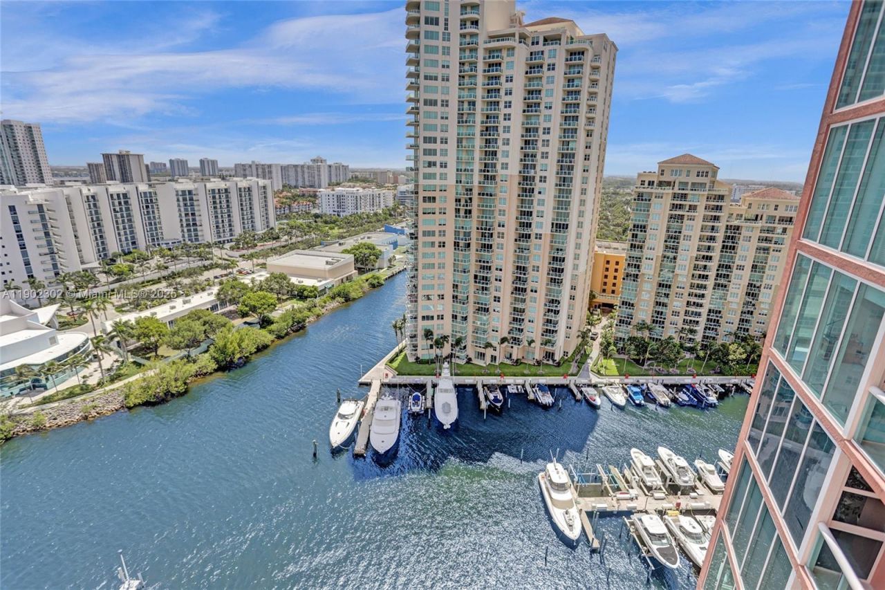3370 Hidden Bay Dr, Unit 2114, Aventura, FL 33180 Photo