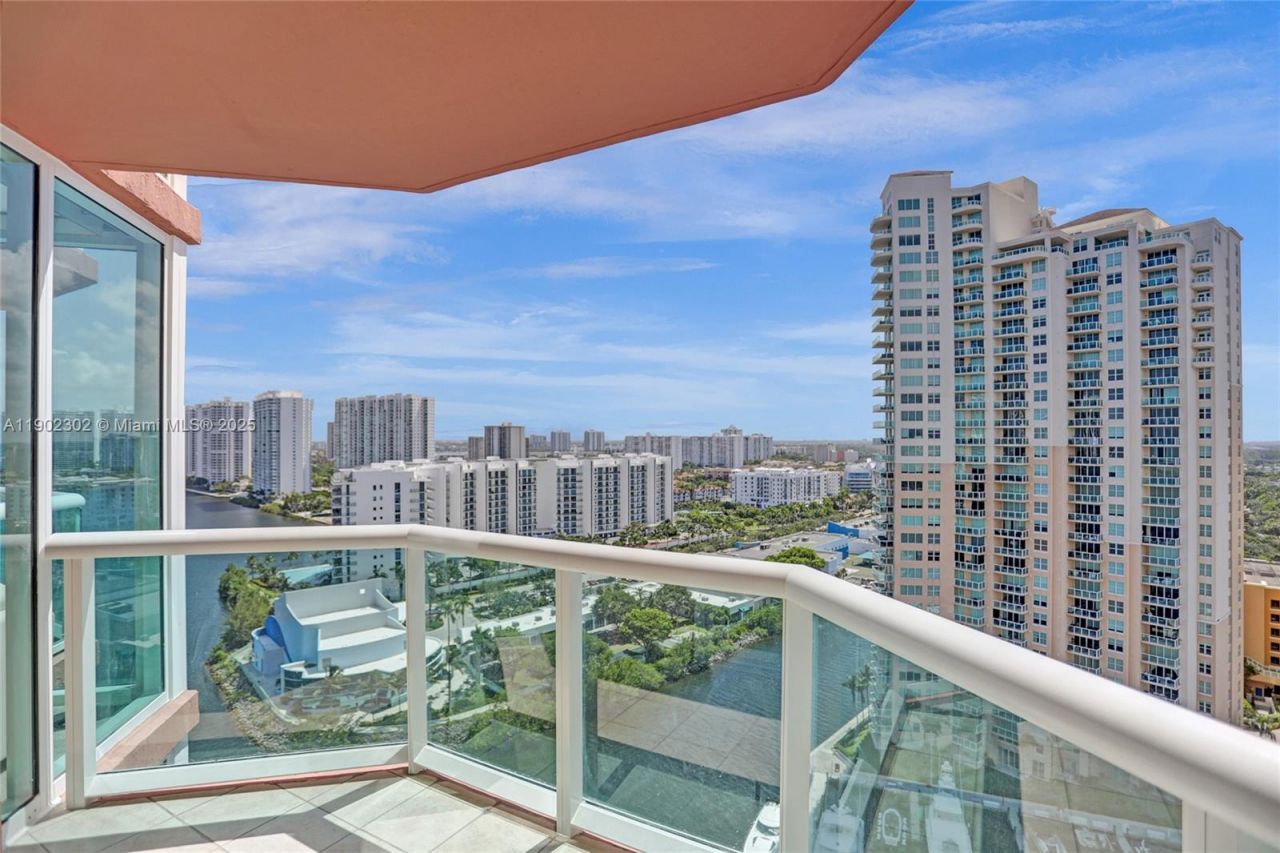 3370 Hidden Bay Dr, Unit 2114, Aventura, FL 33180 Photo