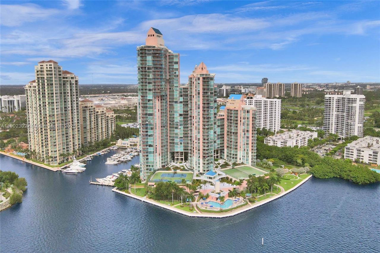 3370 Hidden Bay Dr, Unit 2114, Aventura, FL 33180 Photo