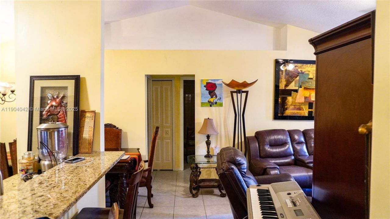 1496 SW 24th Ave Sw, Vero Beach, FL 32962 Photo