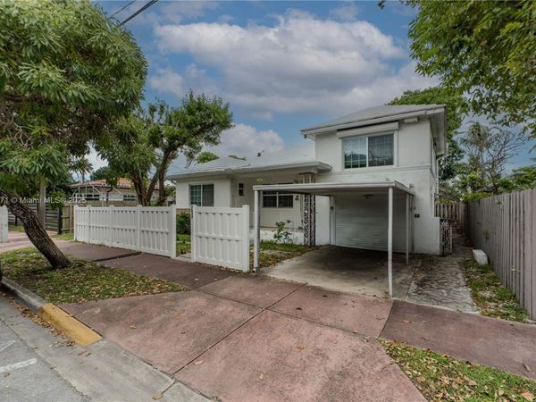 7830 Hawthorne Ave, Miami Beach, FL 33141