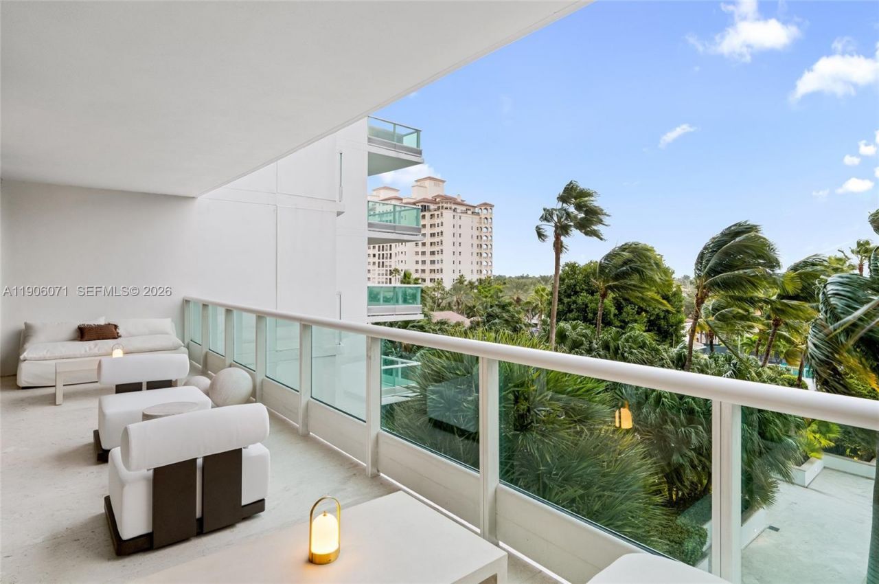 19955 NE 38th Ct, Unit 704, Aventura, FL 33180 Photo