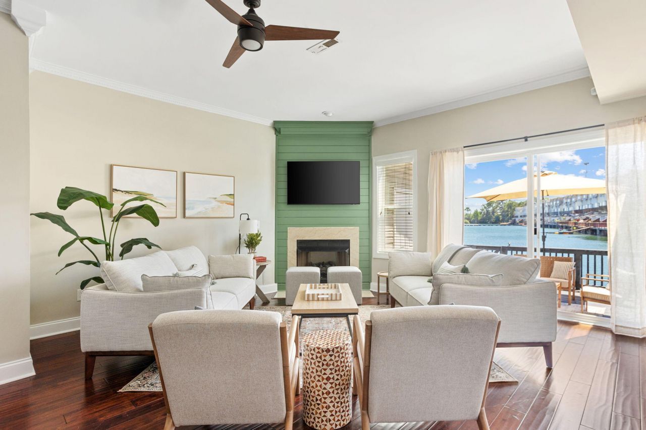 4993 Lake Palmetto Lane Photo 1