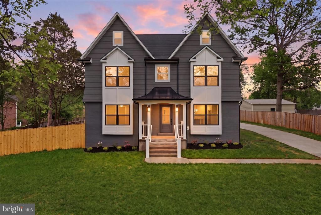 8323 ROLLING ROAD, MANASSAS, VA 20110
