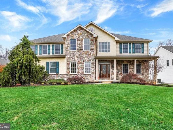 1415 WINTERBERRY DRIVE, YORK, PA 17406