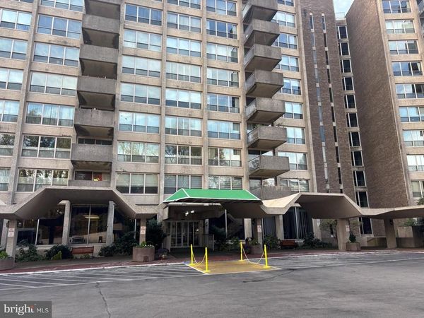 1001 CITY AVENUE, Unit E-223, WYNNEWOOD, PA 19096