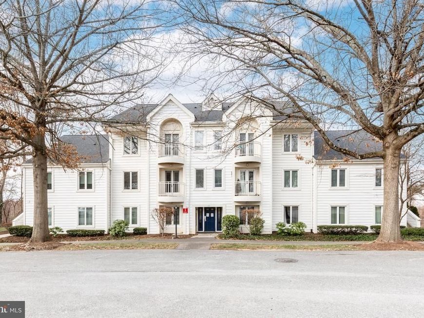 385 Pleasanton Road, Unit B22, Westminster, MD 21157 Main Photo