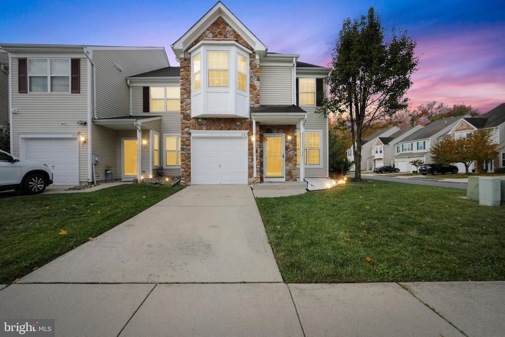 341 Chancellor Dr, Deptford, NJ 08096 Main Photo