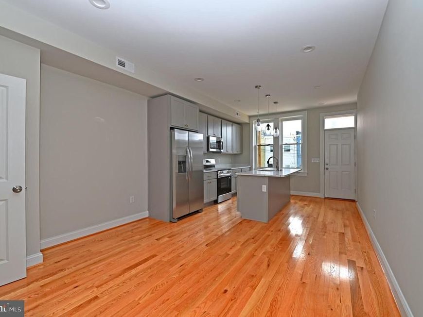 2247 E Biddle Street, Baltimore, MD 21213 Main Photo