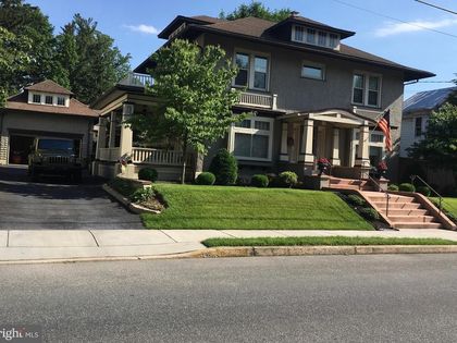 517 W MAIN STREET Mechanicsburg, PA 17055