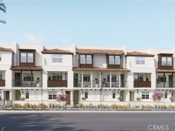 304 E Whittier Boulevard, La Habra, CA 90631