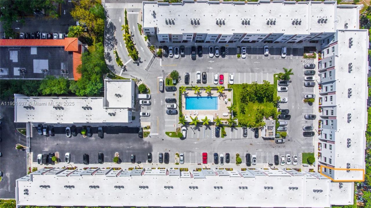 2555 NE 193rd St, Unit 2224, Miami, FL 33180 Photo