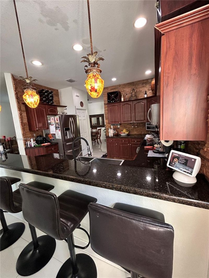 4607 NW 165th St, Miami Gardens, FL 33054 Photo