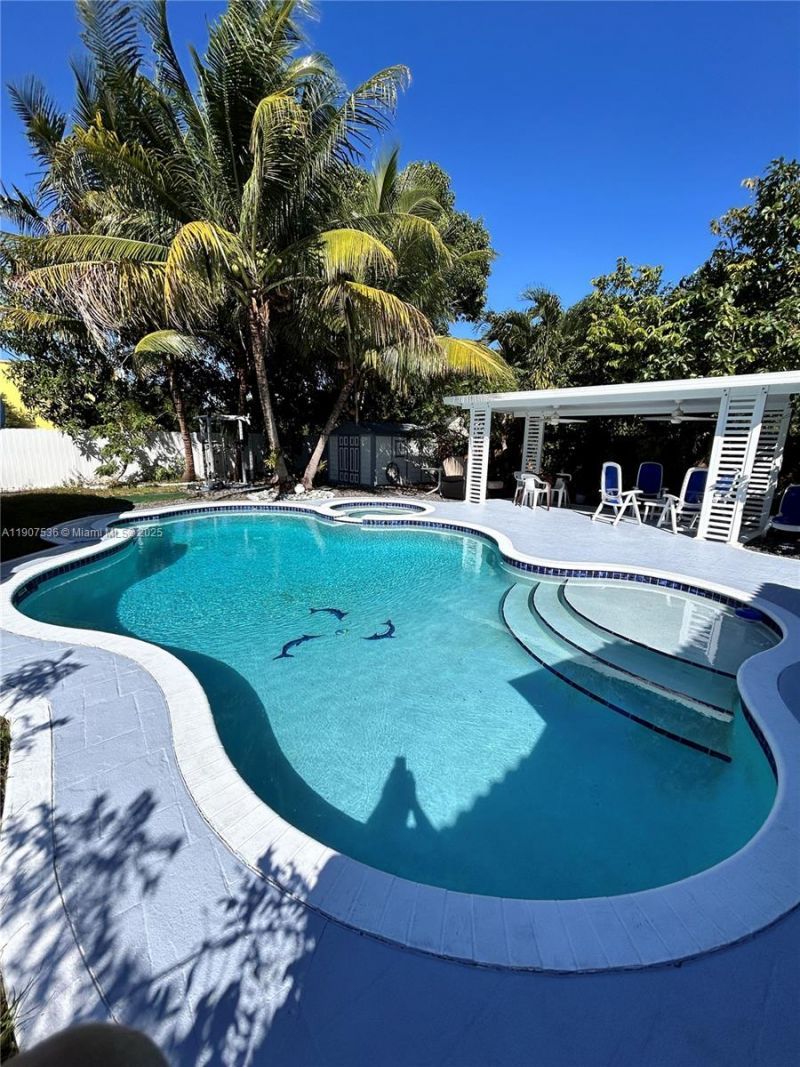 4607 NW 165th St, Miami Gardens, FL 33054 Photo