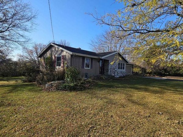1825 W LAKE STREET, Chilton, WI 53014