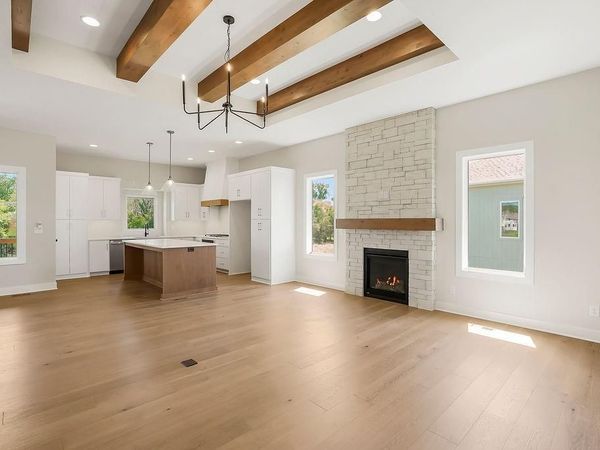 2407 W 177th Terrace, Overland Park, KS 66085