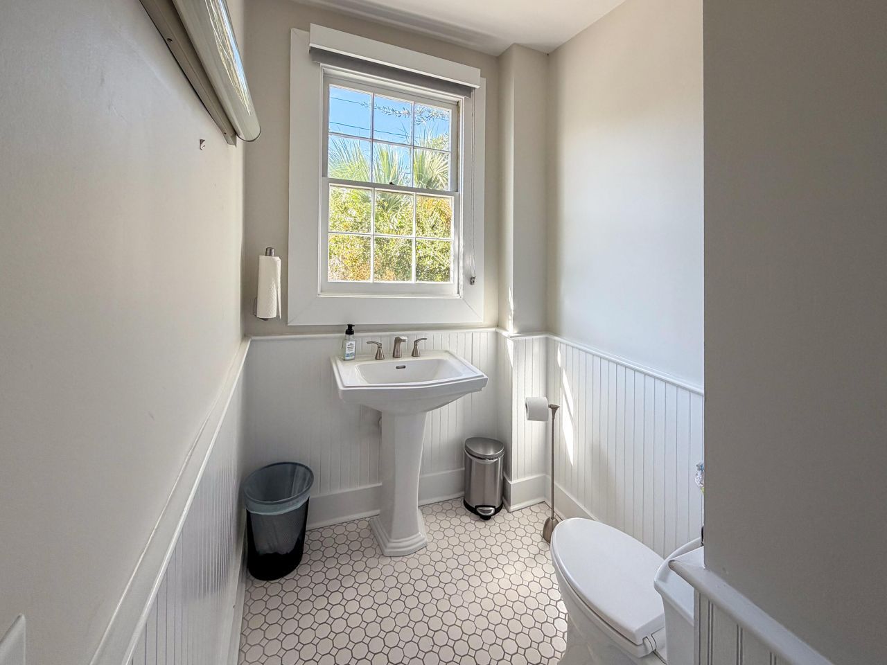 716 Meeting Street Photo 12