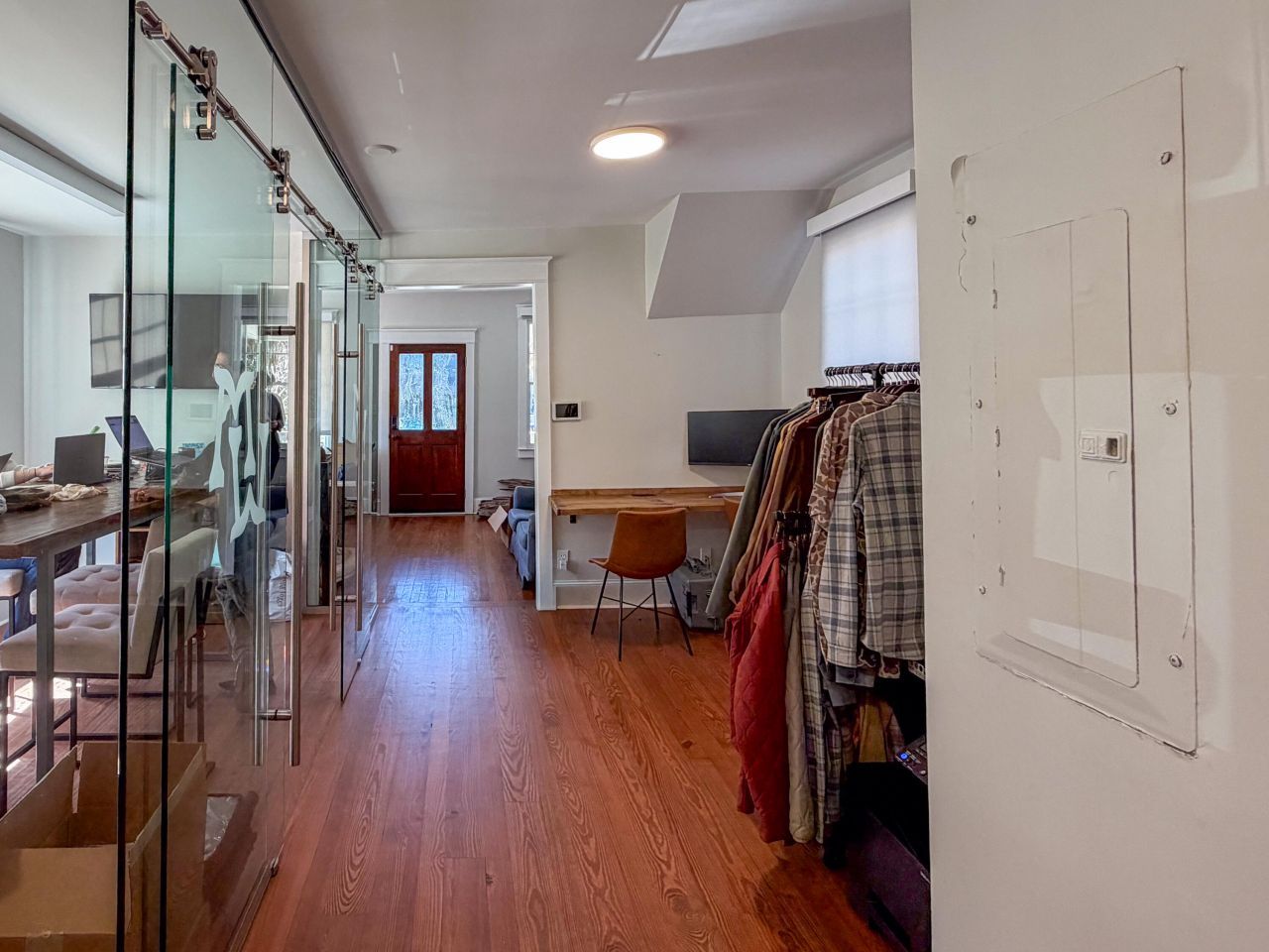 716 Meeting Street Photo 8