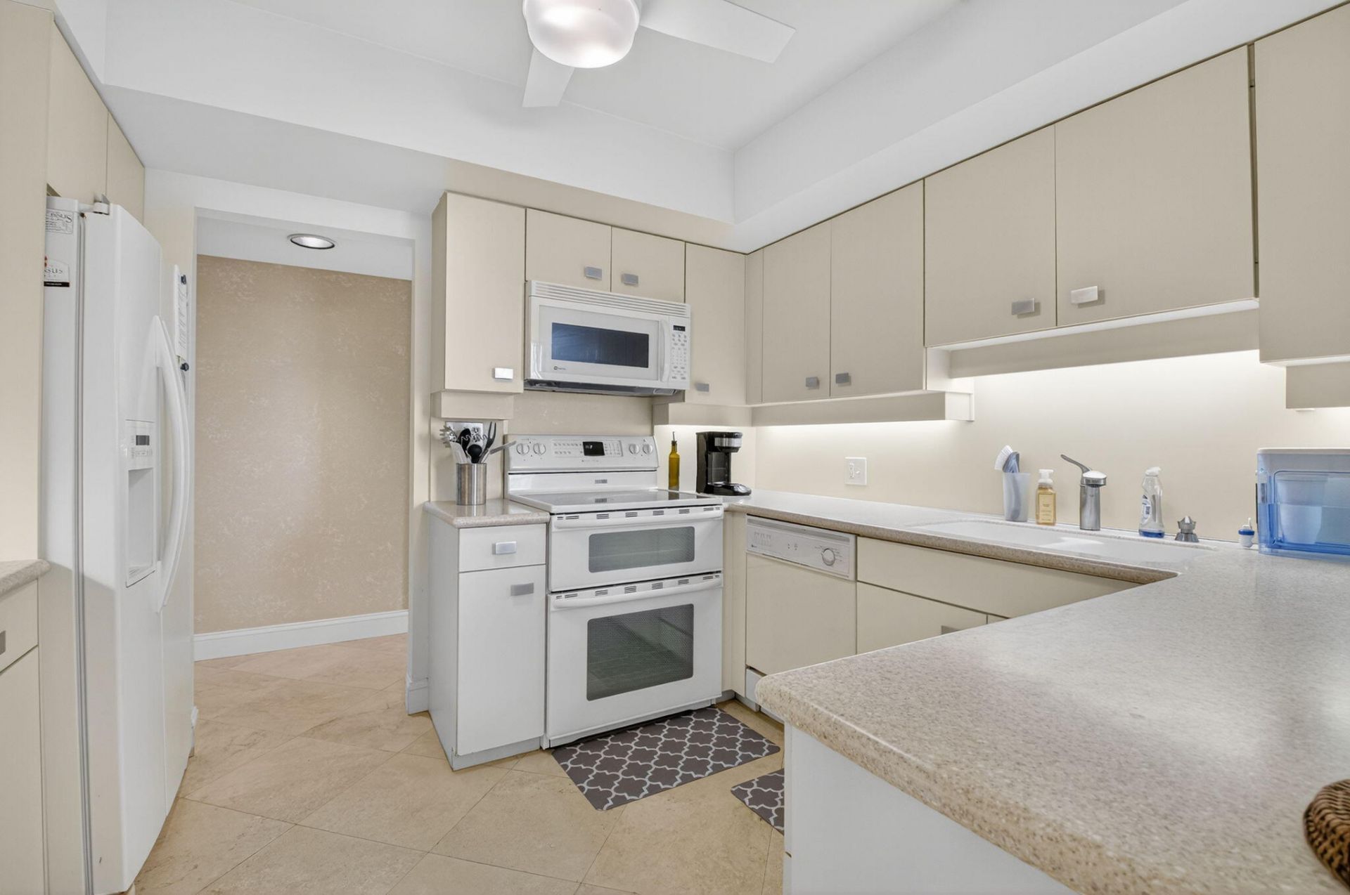 120 S Ocean Boulevard, Unit 2-B, Delray Beach, FL 33483 Photo