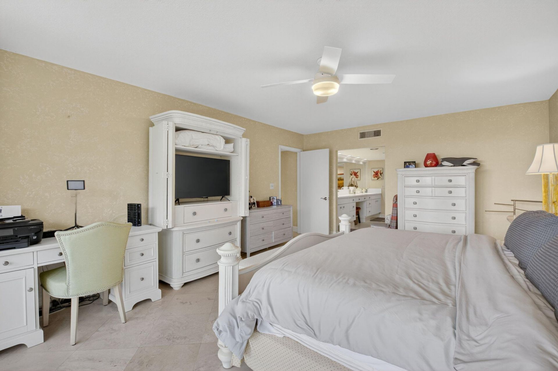 120 S Ocean Boulevard, Unit 2-B, Delray Beach, FL 33483 Photo