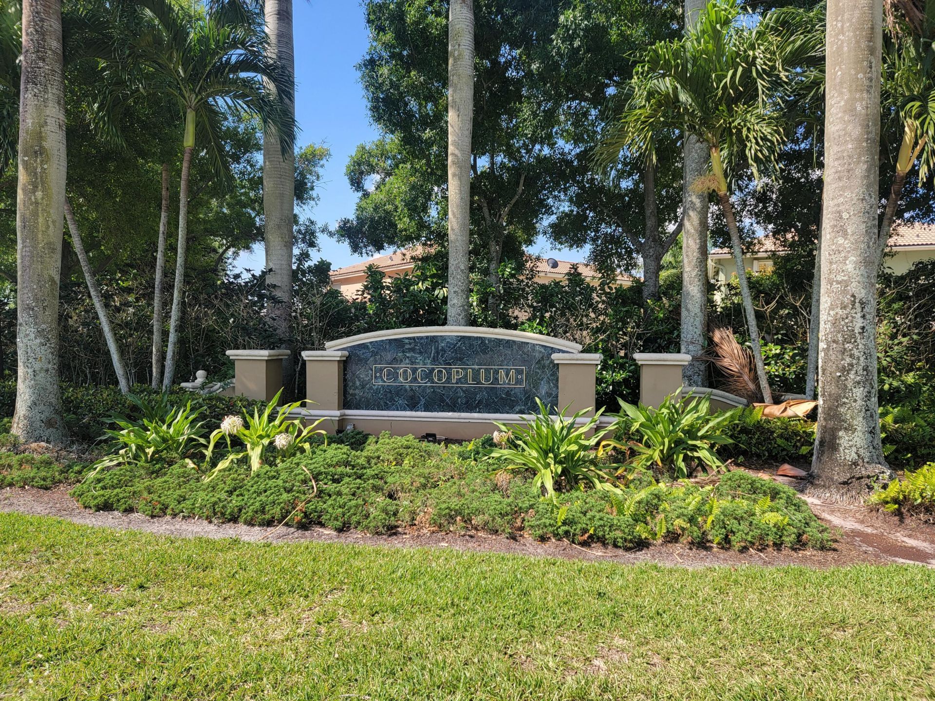 6585 Lurais Drive, Lake Worth, FL 33463 Photo