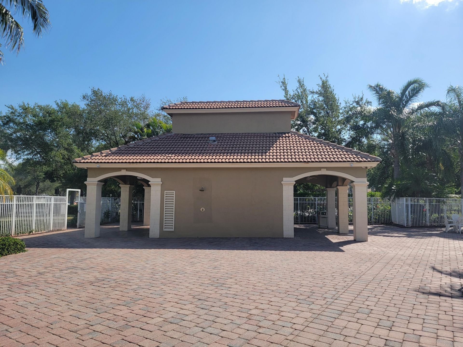 6585 Lurais Drive, Lake Worth, FL 33463 Photo