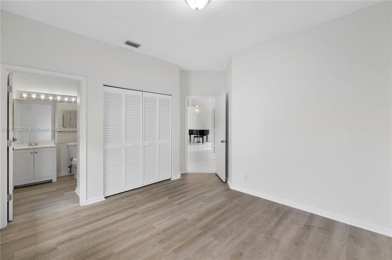 2449 NW 64th St, Boca Raton, FL 33496 Photo