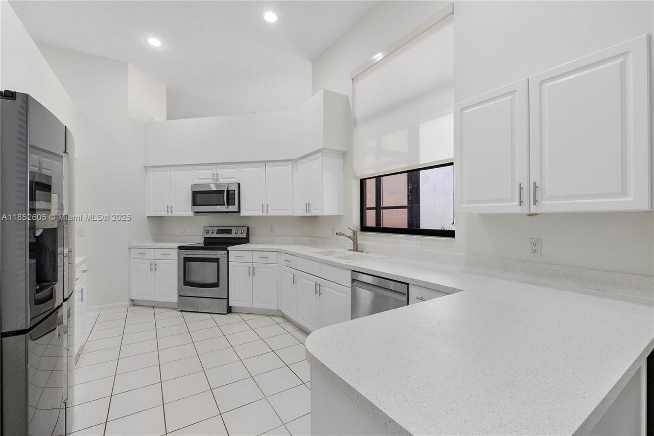 2449 NW 64th St, Boca Raton, FL 33496 Photo