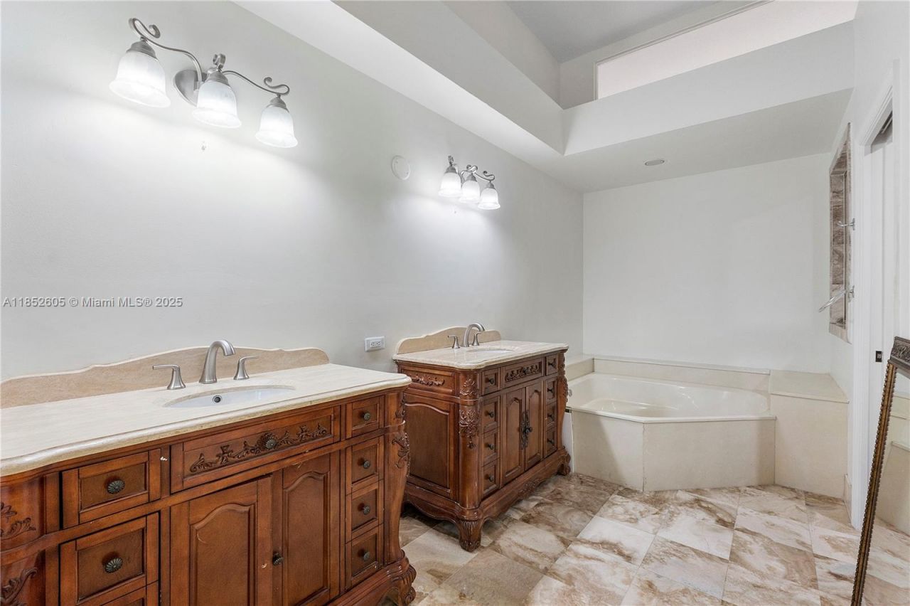 2449 NW 64th St, Boca Raton, FL 33496 Photo