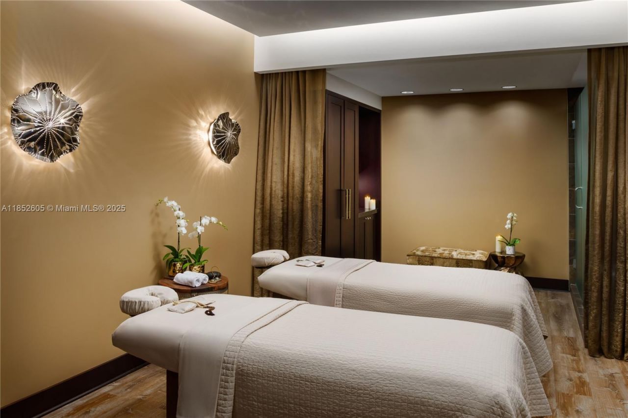 2449 NW 64th St, Boca Raton, FL 33496 Photo