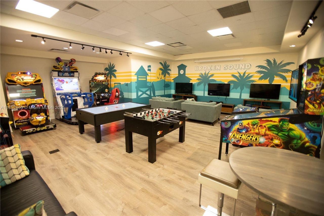 2449 NW 64th St, Boca Raton, FL 33496 Photo