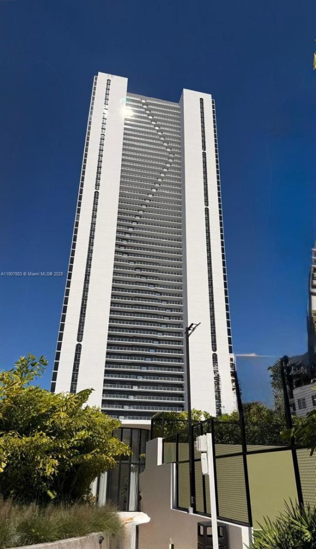 700 NE 24 St, Unit 3701, Miami, FL 33137 Photo