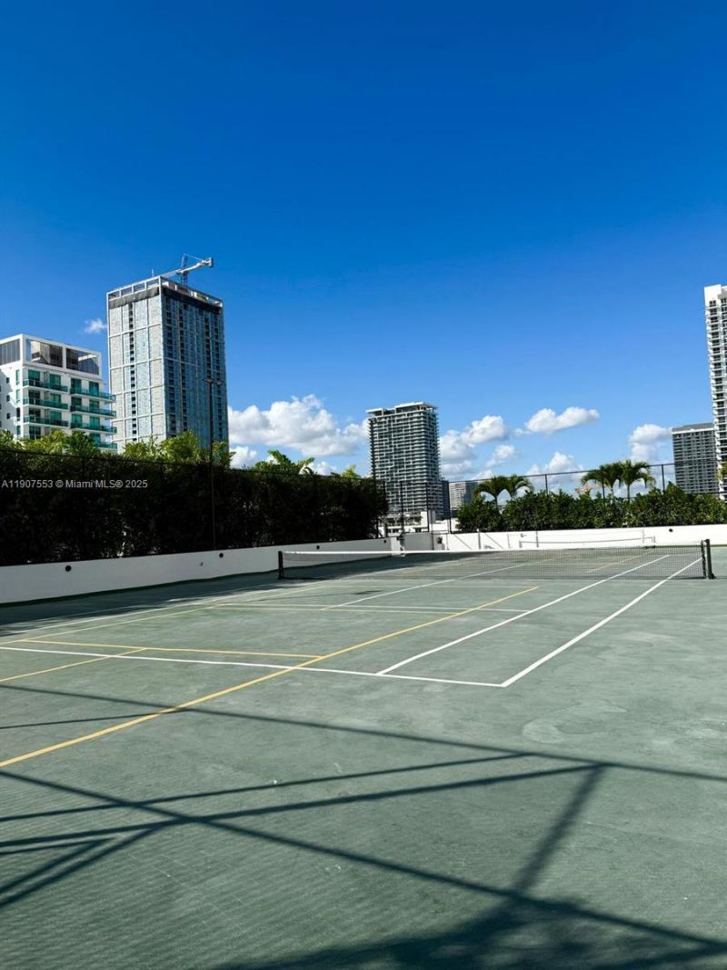 700 NE 24 St, Unit 3701, Miami, FL 33137 Photo