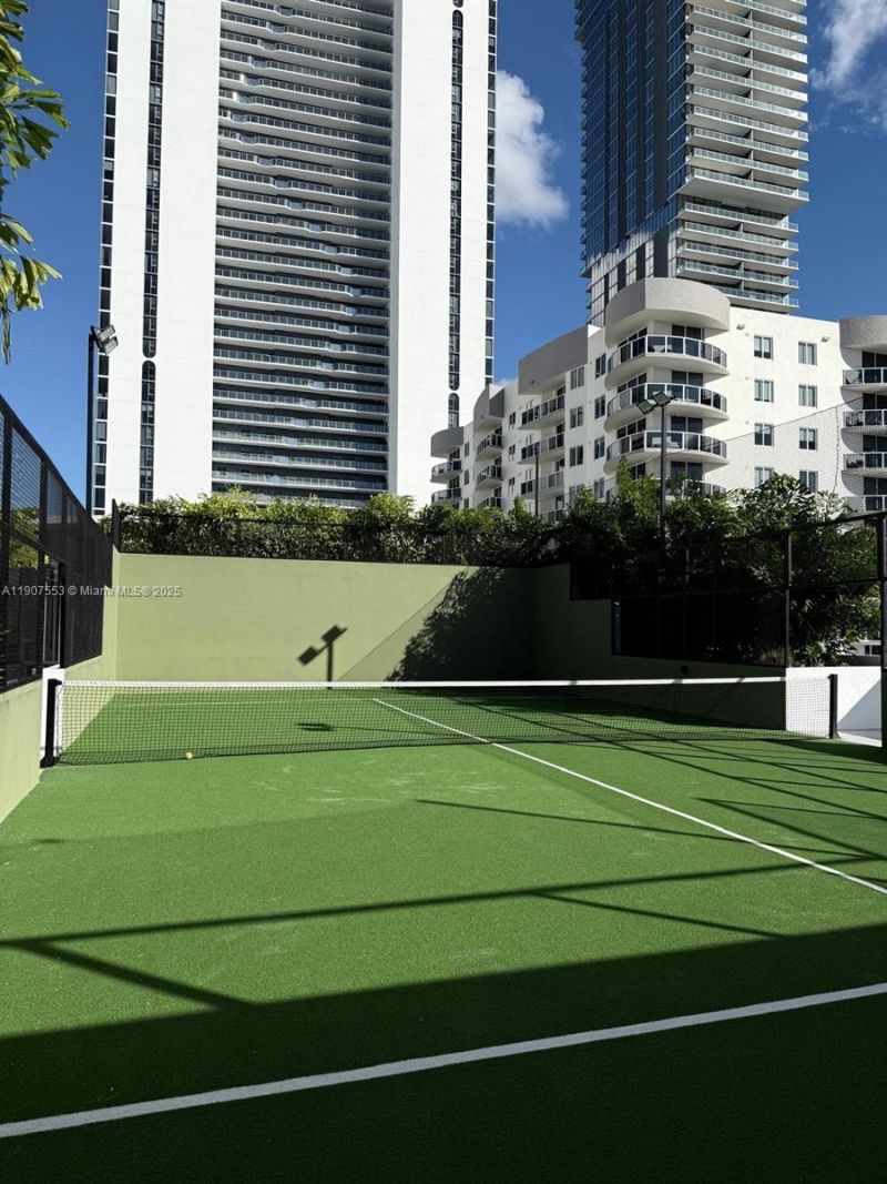 700 NE 24 St, Unit 3701, Miami, FL 33137 Photo