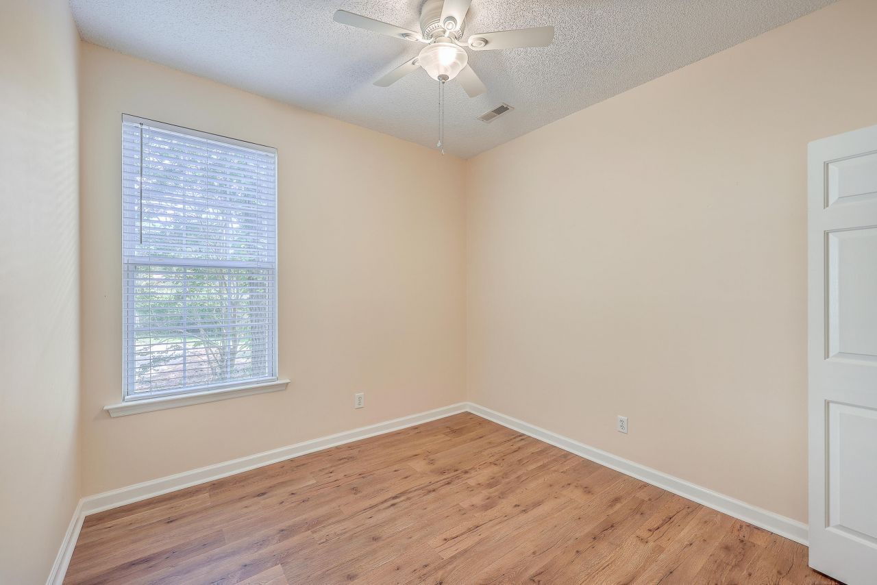 195 Fox Squirrel Run Photo 15